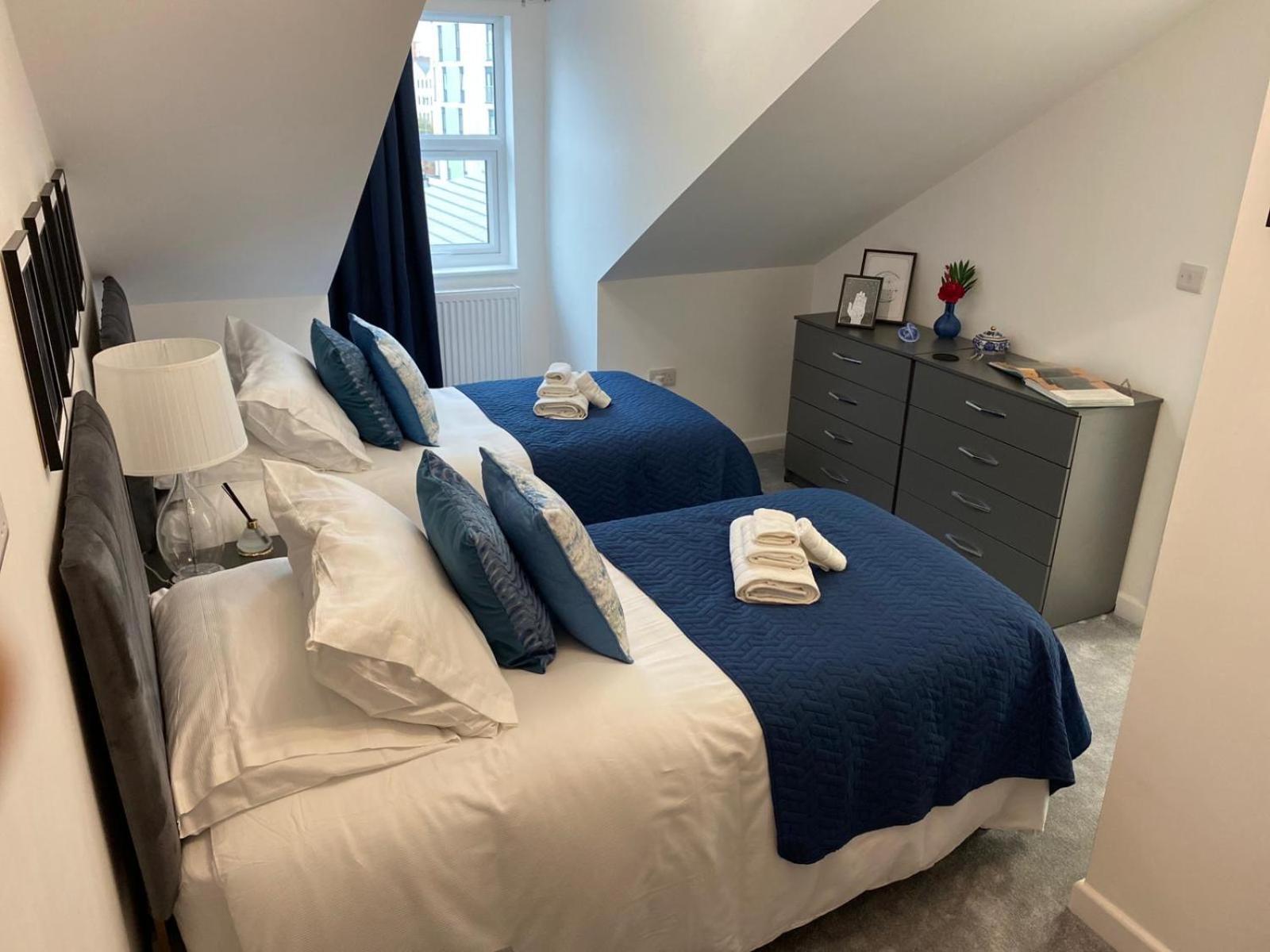 Stylish Apartment In Watford Уотфорд Экстерьер фото